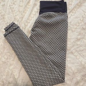 Amazon booty scrunch leggings